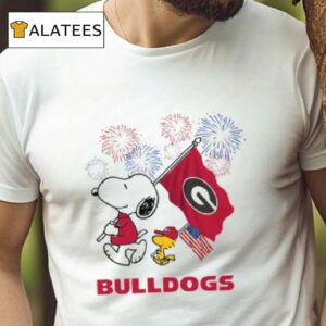 Snoopy Football Happy 4th Of July Georgia Bulldogs Shirt