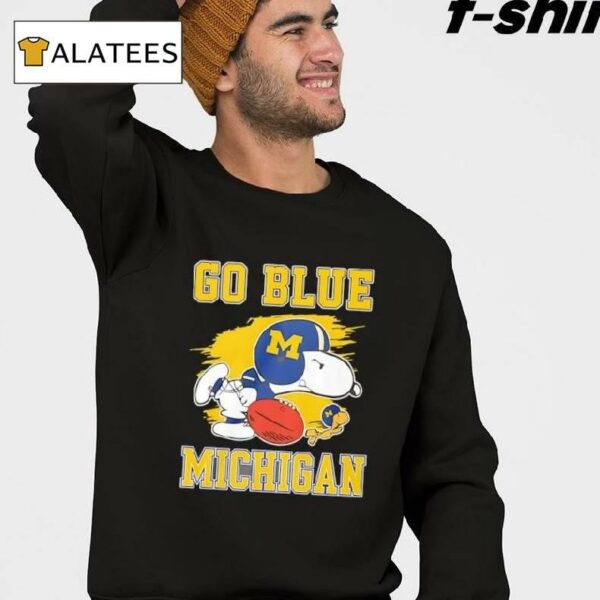 Snoopy And Woodstock Michigan Wolverines Shirt